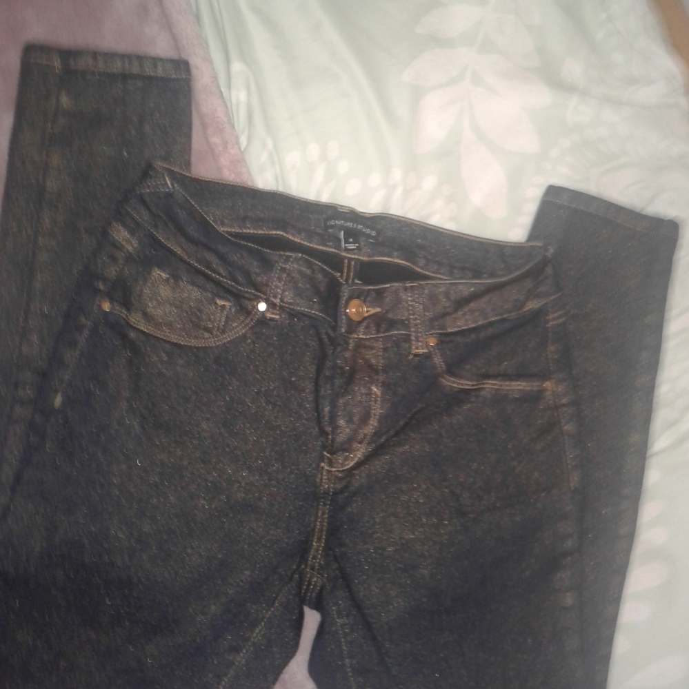 Sleek skinny jeans